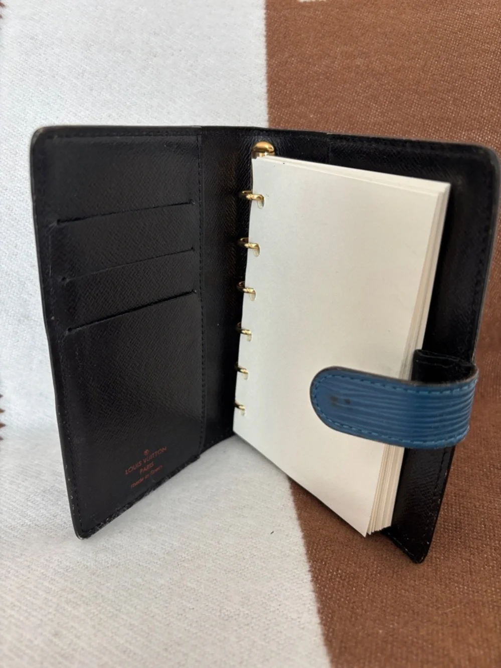 Louis Vuitton Blue Epi Leather Agenda comes with note pad EUC. Made in Spain - Picture 3 of 8
